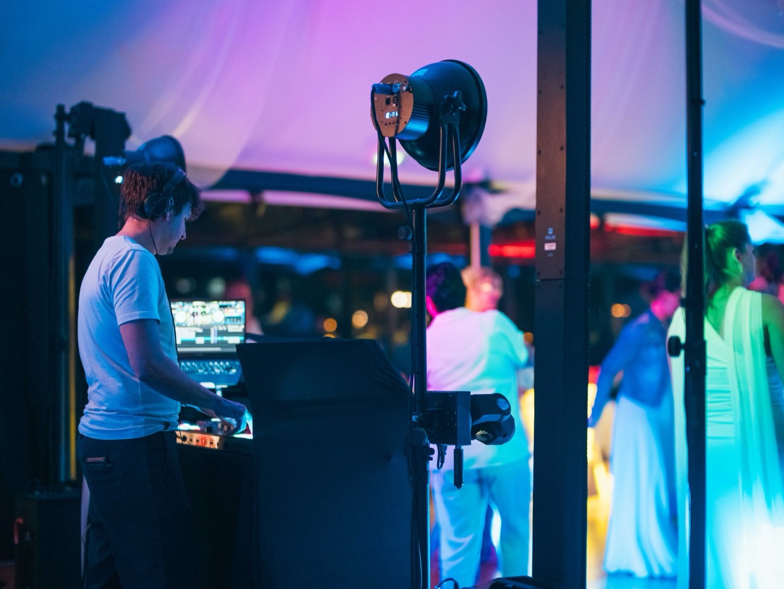 Régie son et lumière lors d'une soirée d'entreprise